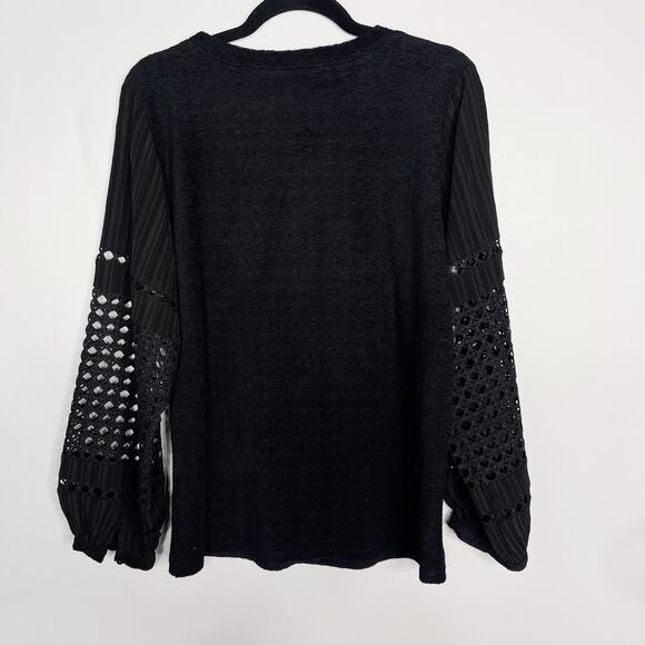New See and Be Seen Medium M Black Cut Out Sleeve Textured Sweatshirt Crew Neck - Picture 2 of 12